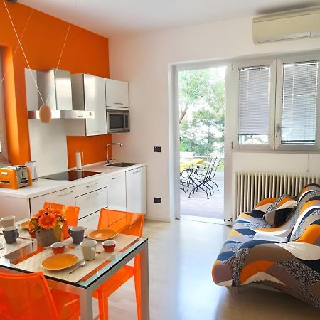 Orange Breeze Apartment Riva del Garda Bagian luar foto