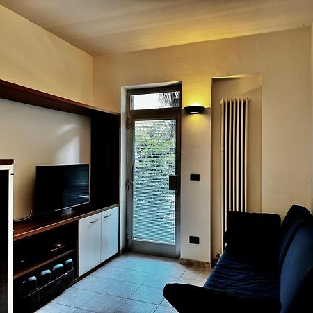 Orange Breeze Apartment Riva del Garda Bagian luar foto